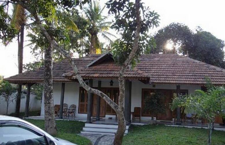 Chill Cast Traditional Cottage, Thekkady 1